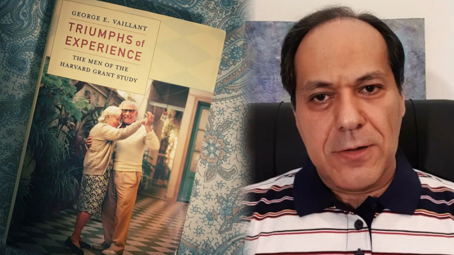 آذرخش مکری و معرفی کتاب پیروزی...