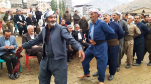 رقص گروهی کردی شاد  فیلم رقص ک...