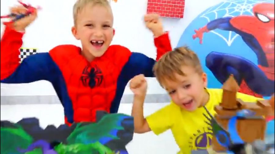 بانوان کودک ولاد و نیکیتا  سرگ...