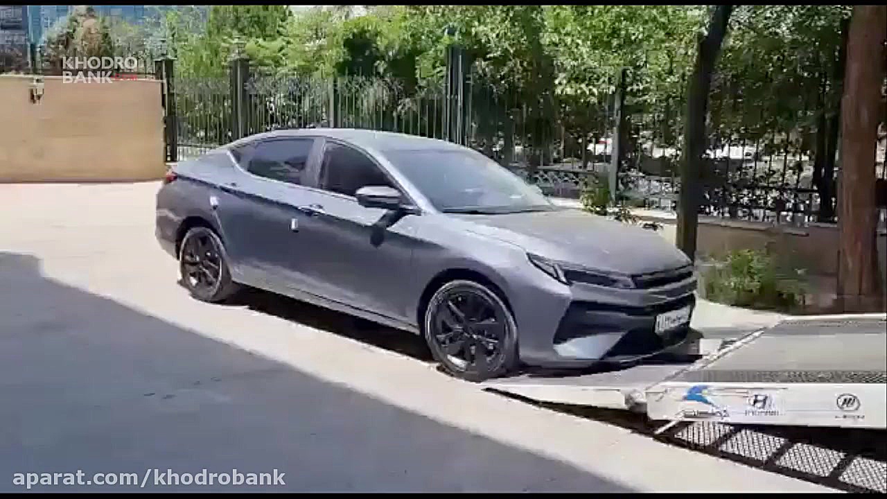 کی ام سی J7 در تهران دیده شد