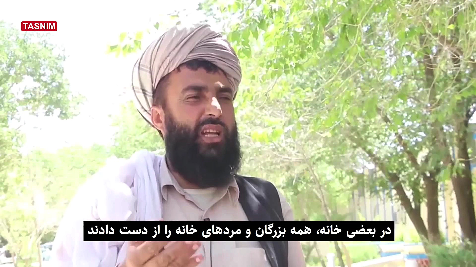 اینجا نگاه ها، خاطرات تلخی از...