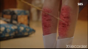 تنبیه ملکه توسط ملکه مادر