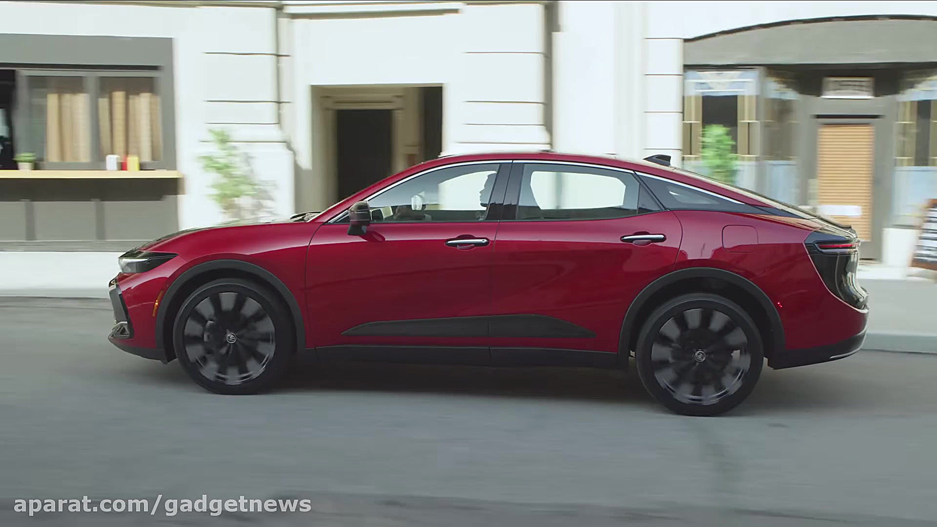 سدان هیبرید تویوتا کراون 2023