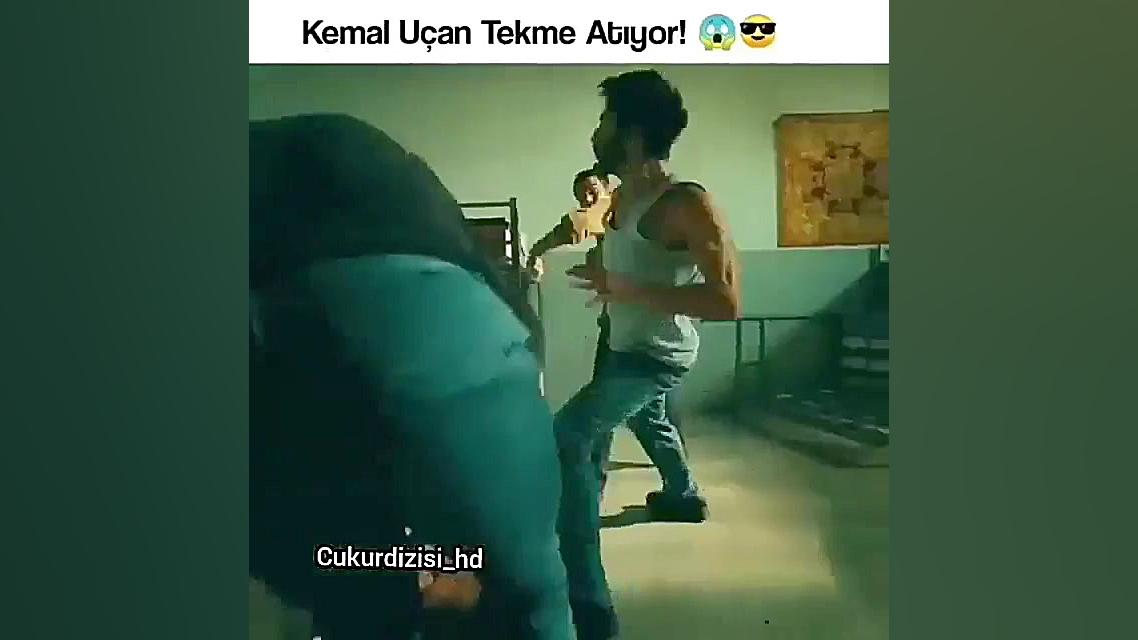 چوکور دعوا کردن کمال در زندا ز...