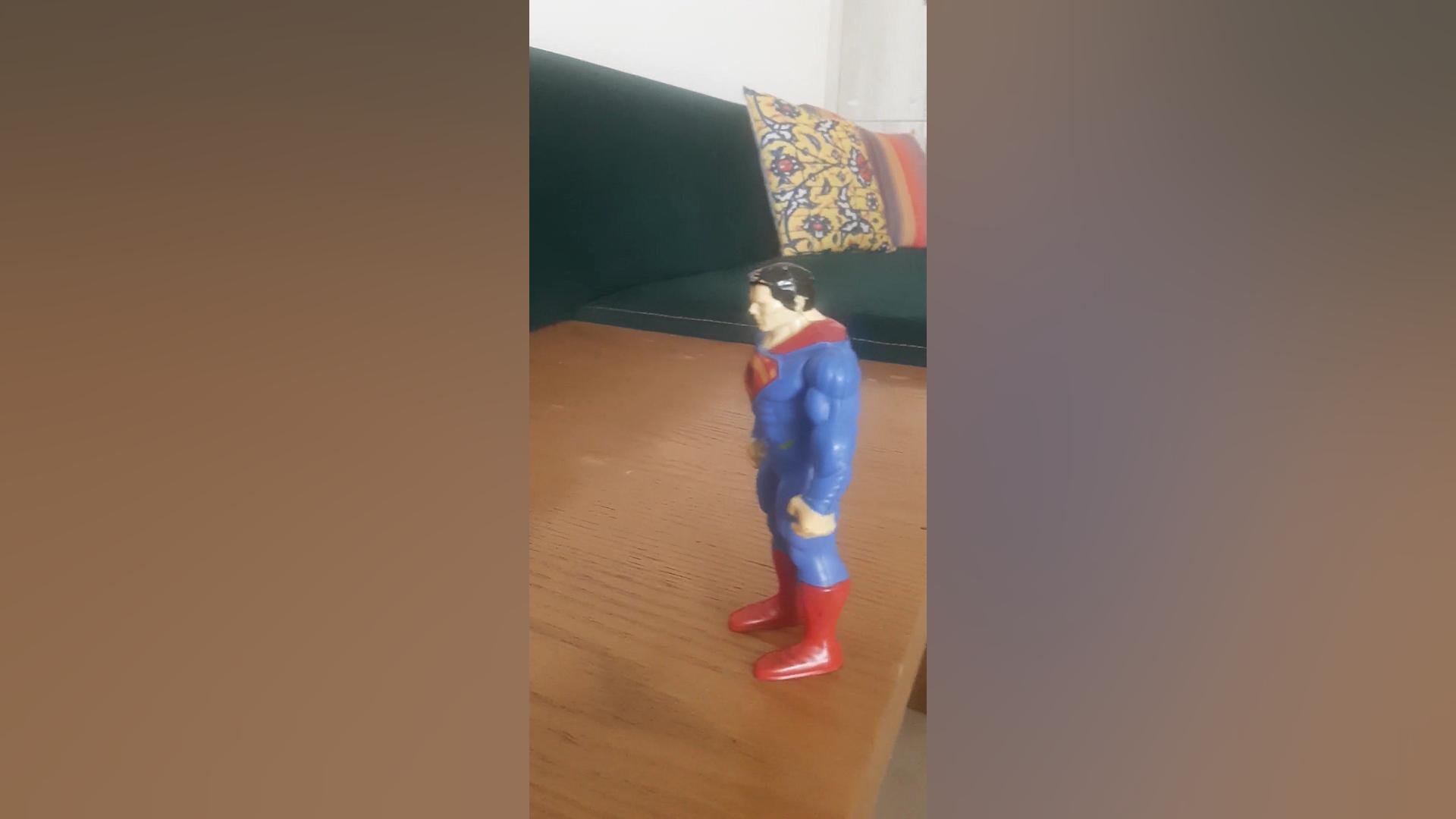 جنگ اسباب بازی بتمن و سوپر من