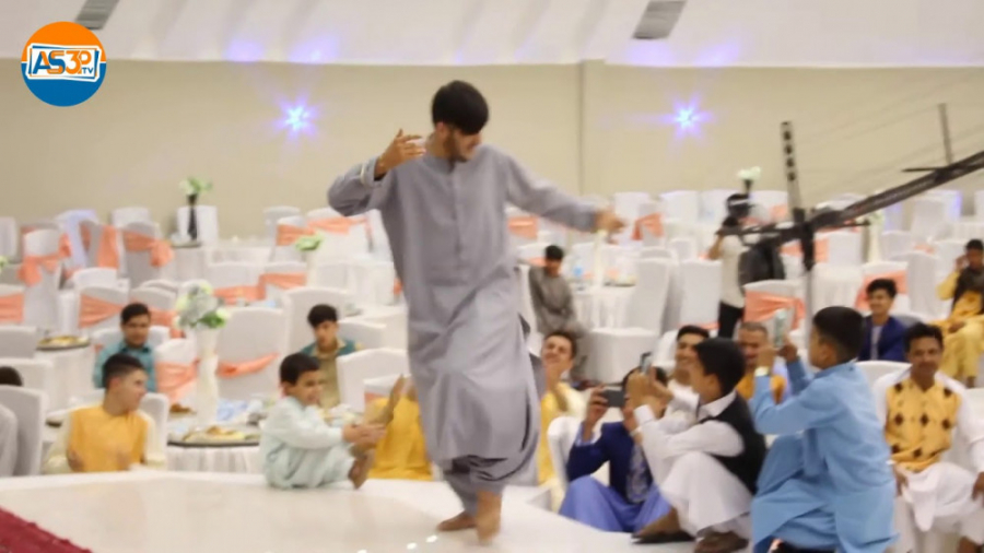 زیباترین رقص آبشاری هراتی  بهت...