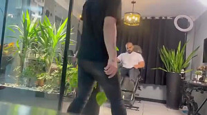 وسط تتو زدن مامورا ریختن خدا ب...