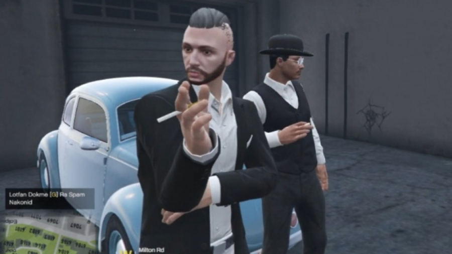 معامله خرید اسلحه برای گنگ در...