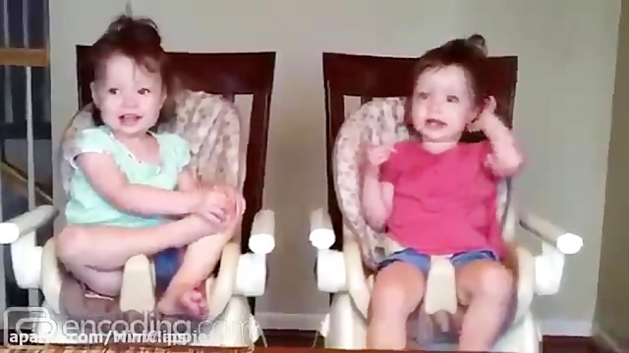 رقص دوقلوهای بامزه و شیریییین