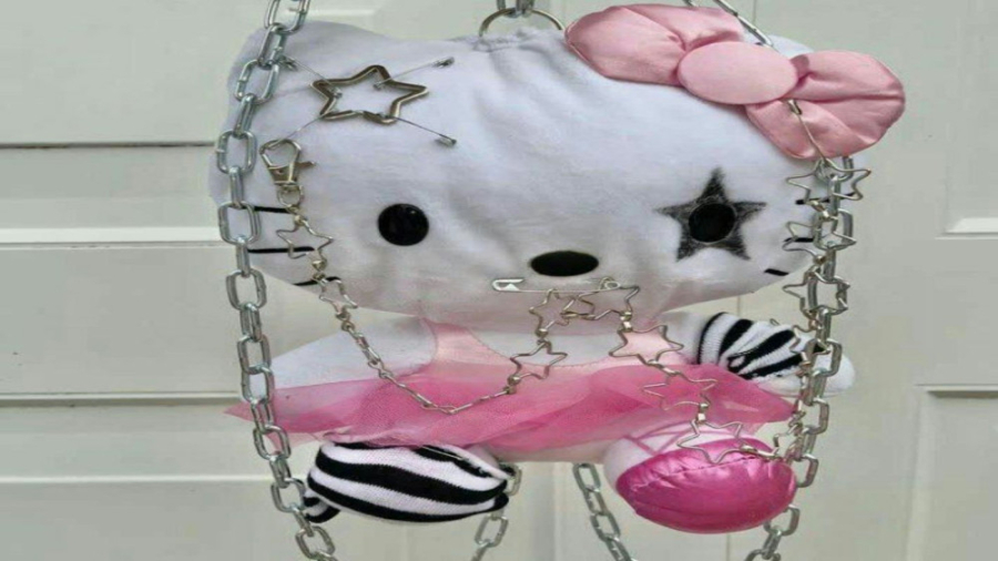 کویین نیکا ری اکت دادن به چالش...