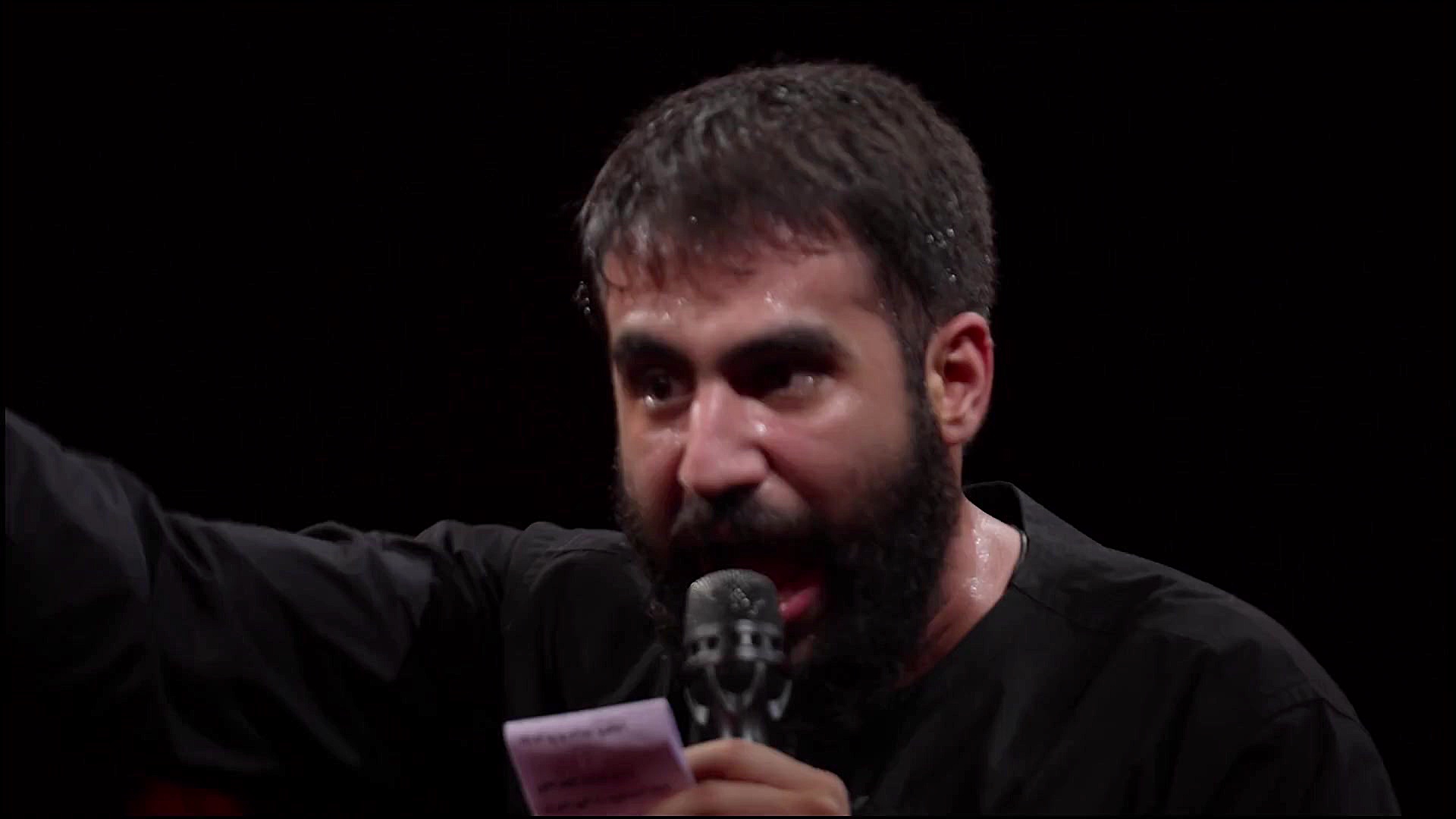 واحد |گرداگرد کعبه ، همه یاور...