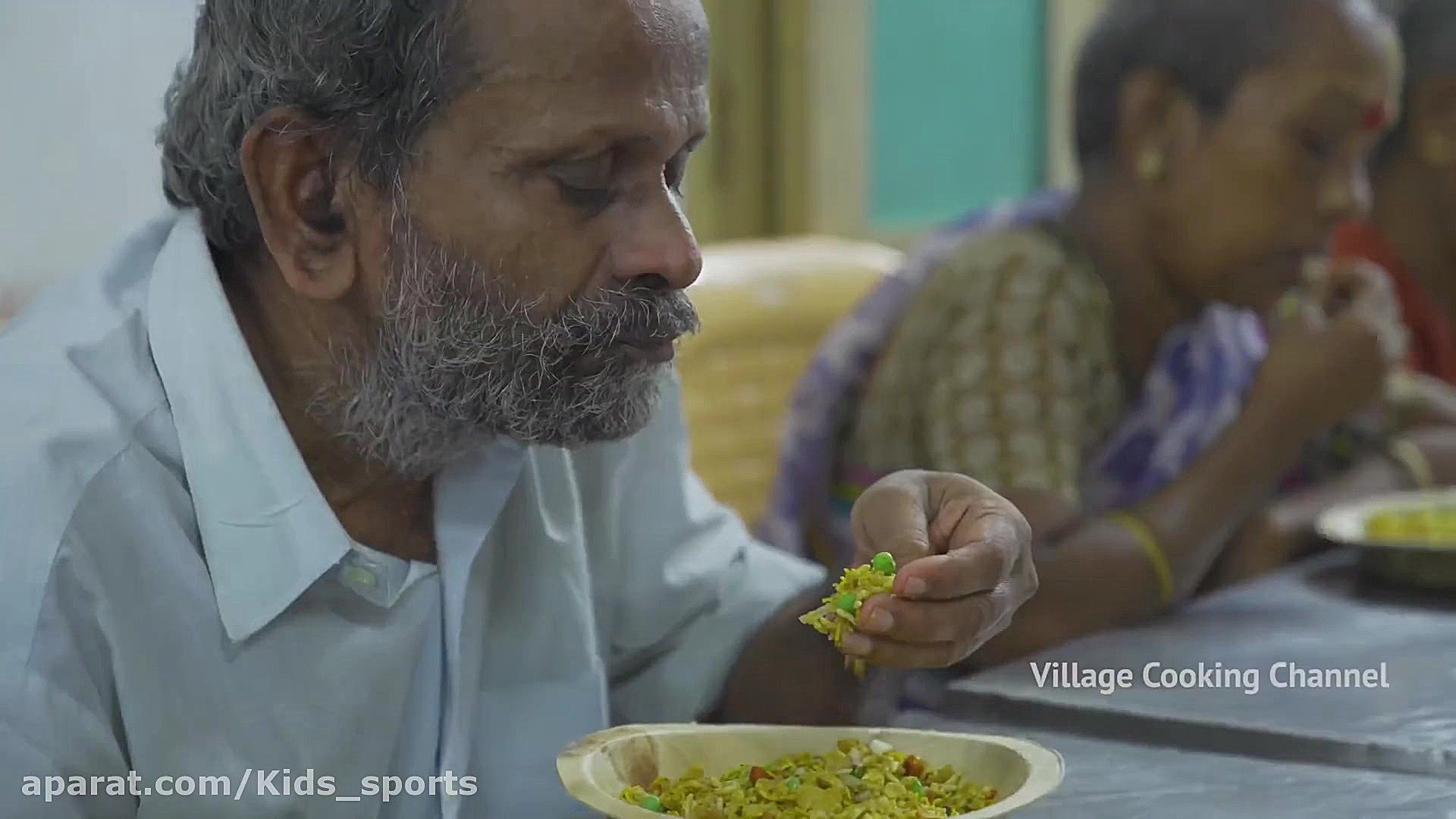 بهل پوری خوشمزه بهل پوری با دو...