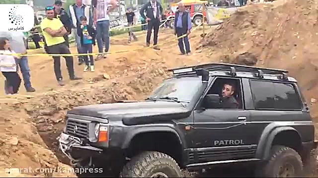 وقتی پاترول در گودال گیر می‌کن...