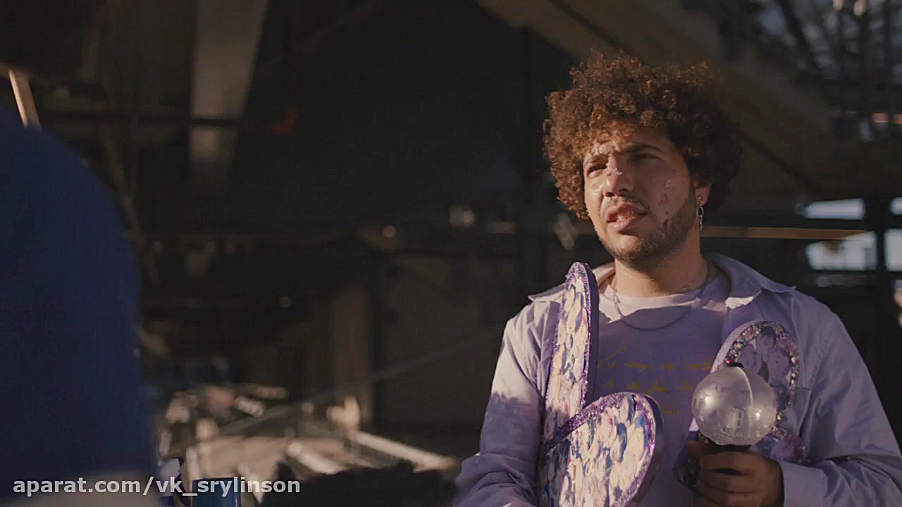 موزیک ویدیو (bad decision ) با...