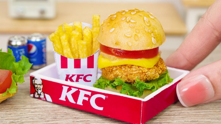 آشپزی مینیاتوری همبرگر مرغ KFC...