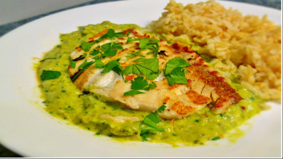 ماهی سالمون تنوری همراه با سس...