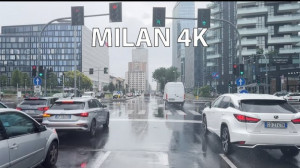 یک ساعت رانندگی در هوای بارانی...