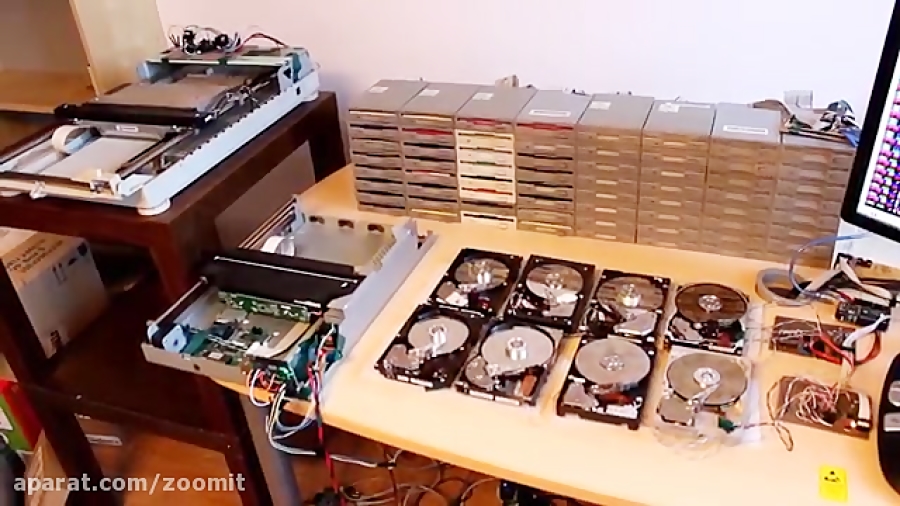 نواختن موسیقی فیلم جنگ ستارگان...