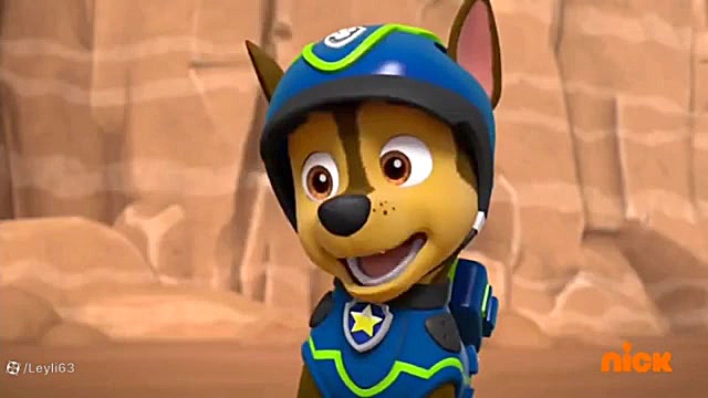 کارتون جذاب سگ های نگهبان اسب...