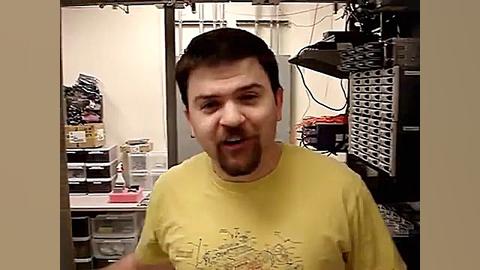 اختلال در عملکرد هارد درایوهای...