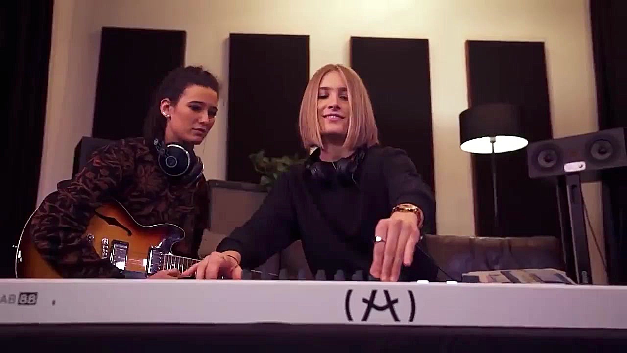 معرفی میدی کنترلر Arturia KeyL...