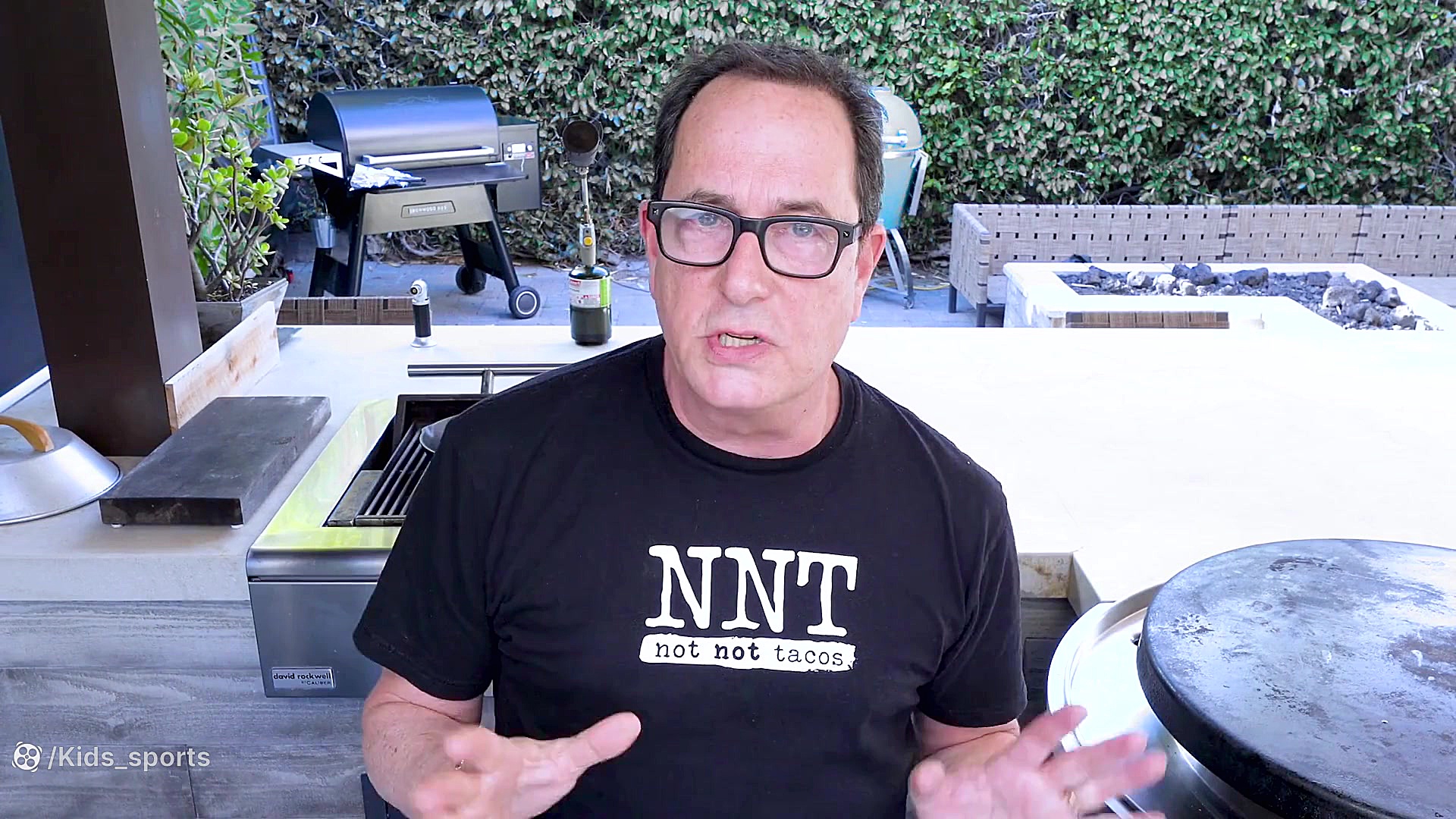 تنها چیزی که باید برای میهمانی...