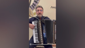 اجرای قطعه خاطره انگیز غریبه ا...