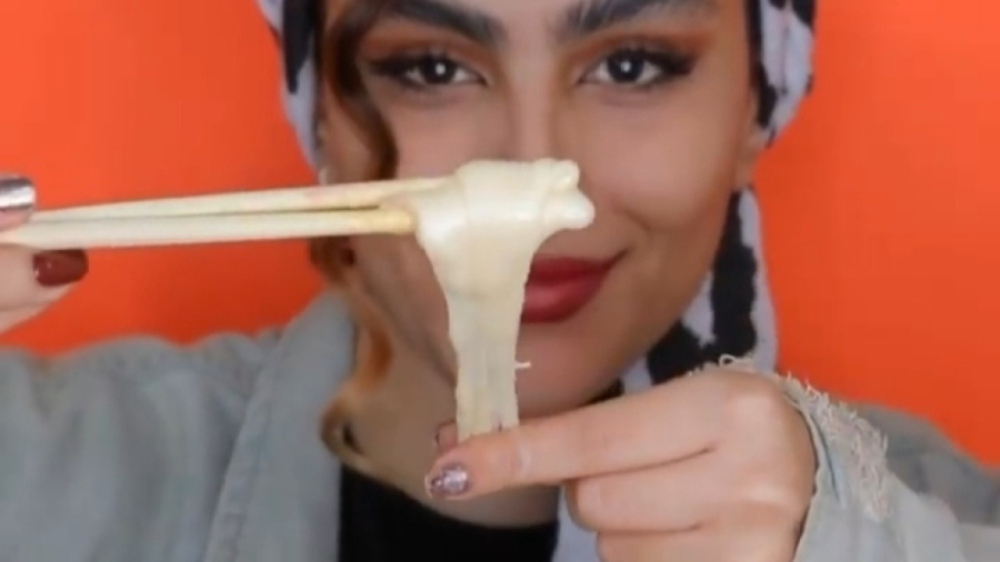 چالش غذا خوری مونا فود چالش آس...