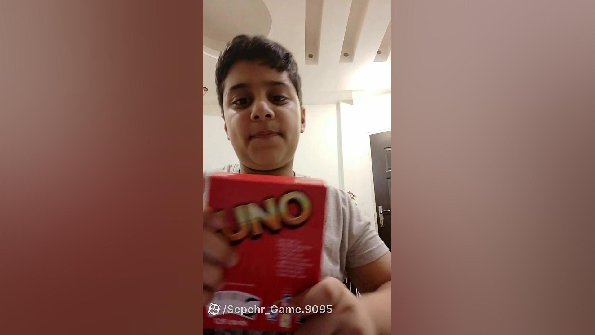 انباکس بازی انو