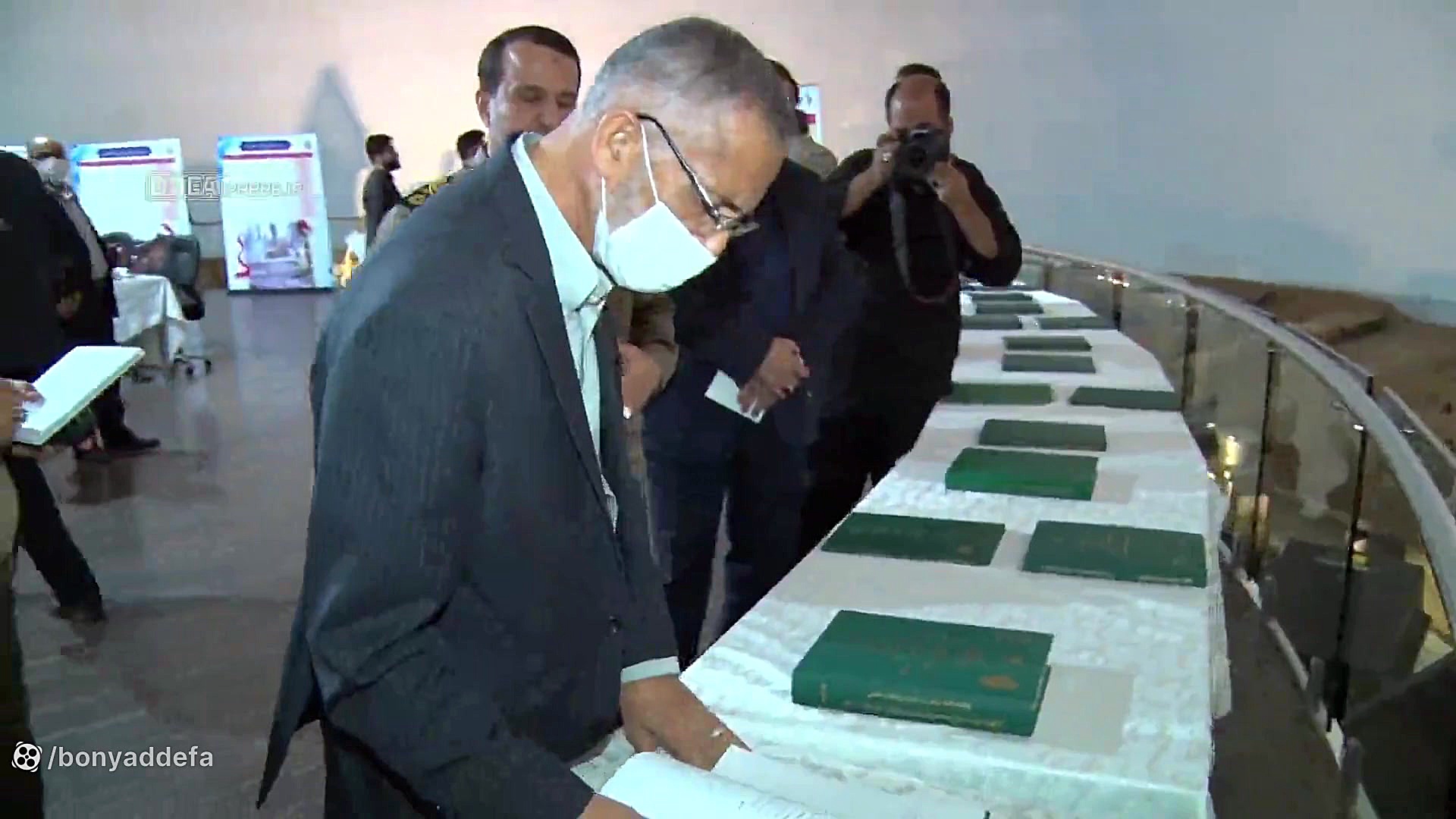 بازدید سرلشکر باقری از نمایشگا...