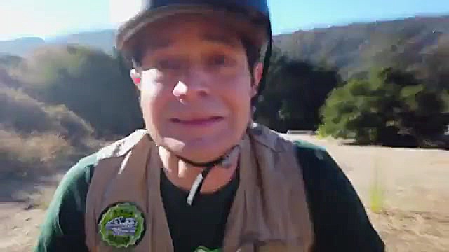 فرار از شکارچیان و دایناسورهای...