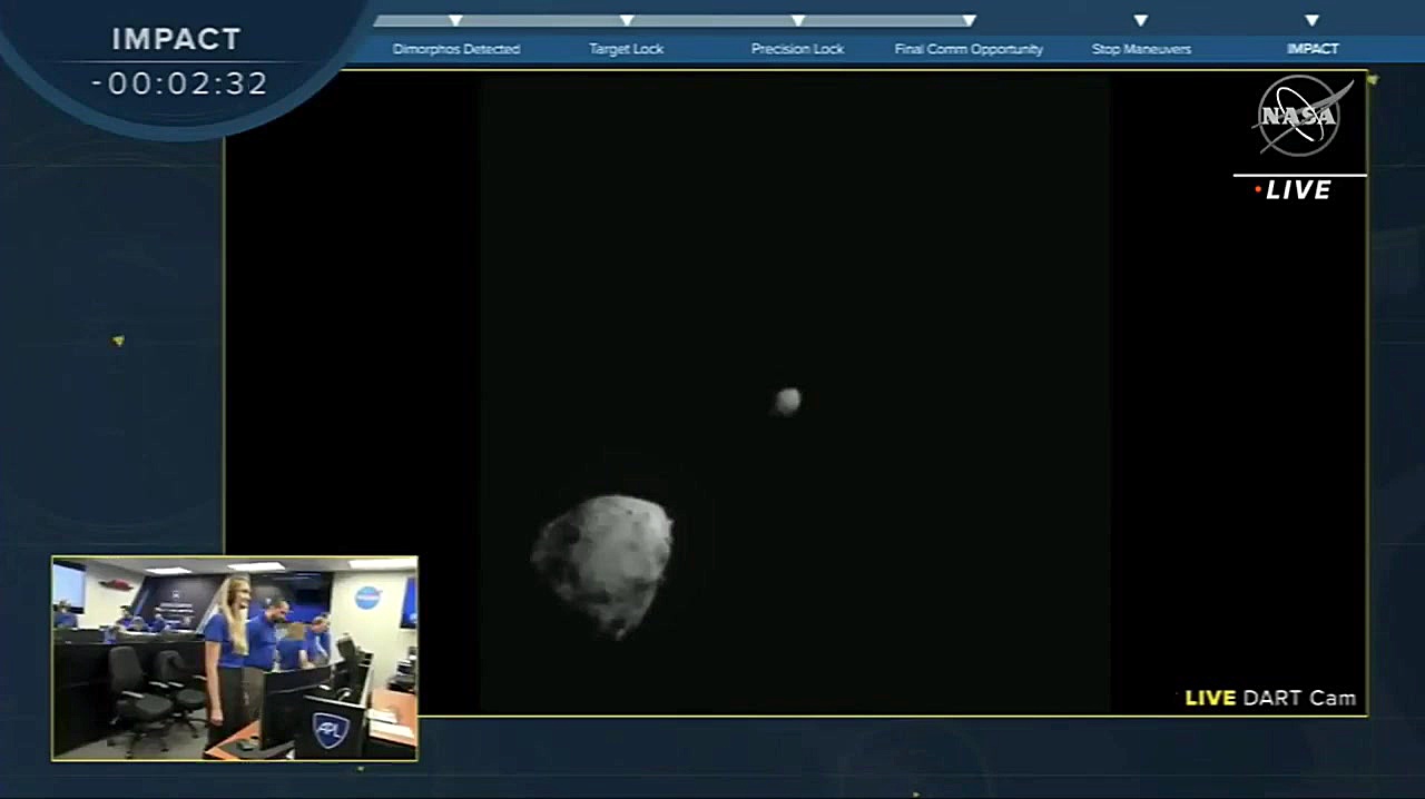 برخورد فضاپیمای دارت ناسا با س...