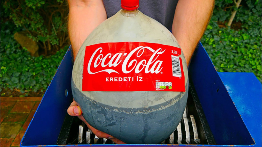 چالش تفریحی خرد کردن بالون غول...