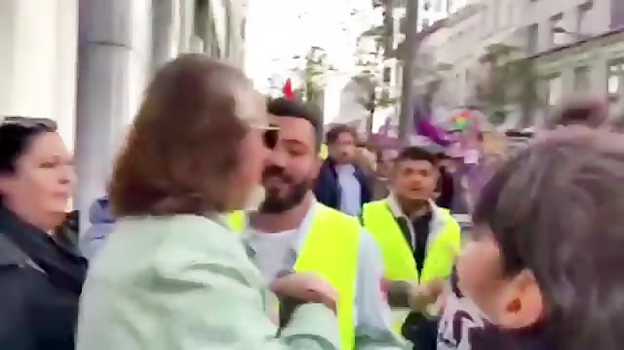 بیرون کردن محسن نامجو از تجمع