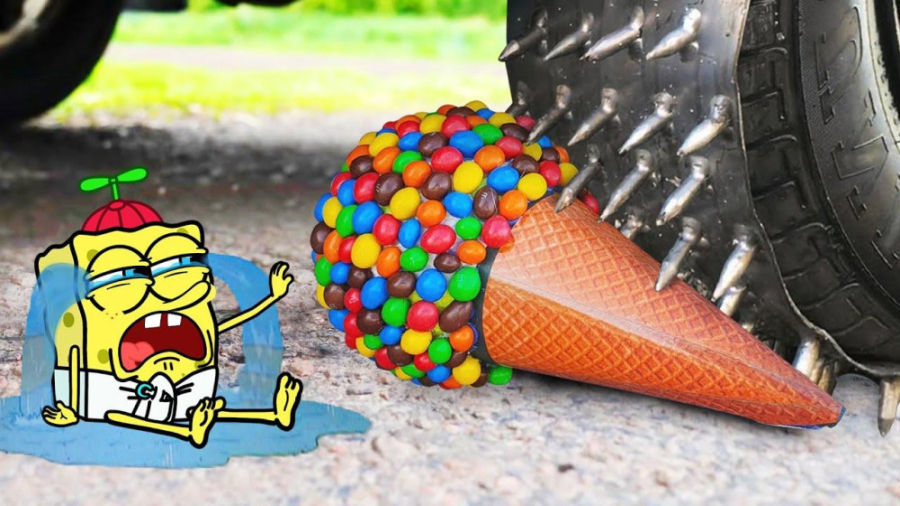 له کردن وسایل کیوت زیر چرخ ماش...