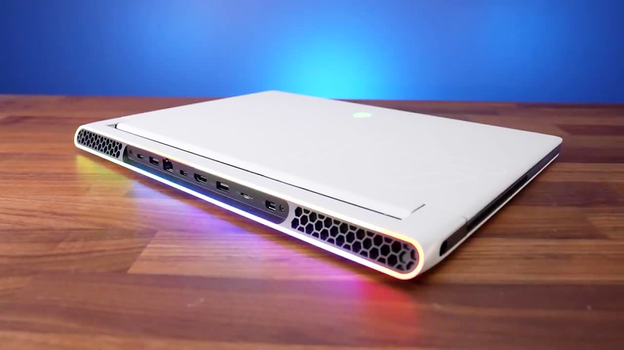 بررسی جامع لپتاپ Alienware x17 R2