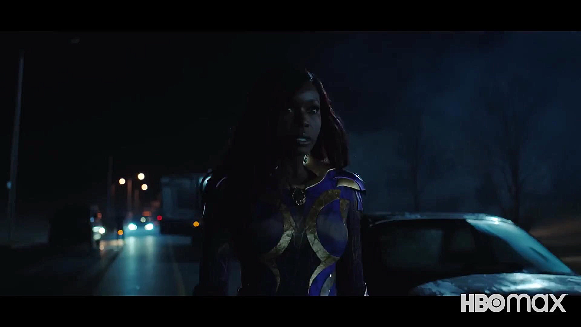 مبارزه تایتان ها با Mother May...