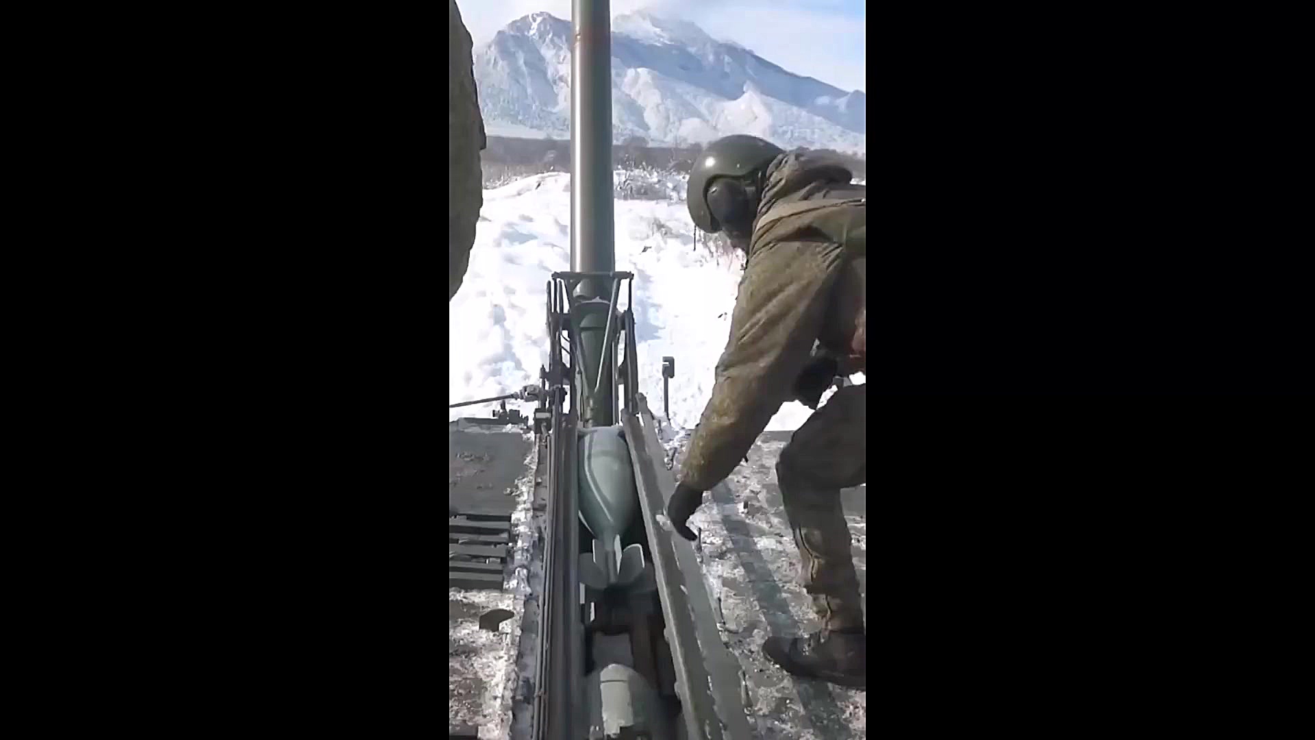 خمپاره انداز قولپیکر خودکار رو...