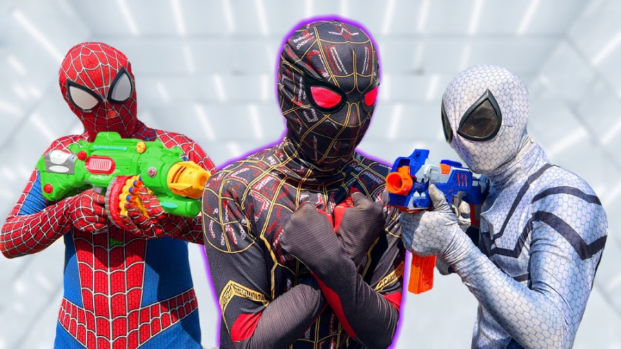 نبرد مرد عنکبوتی در واقعیت ، م...