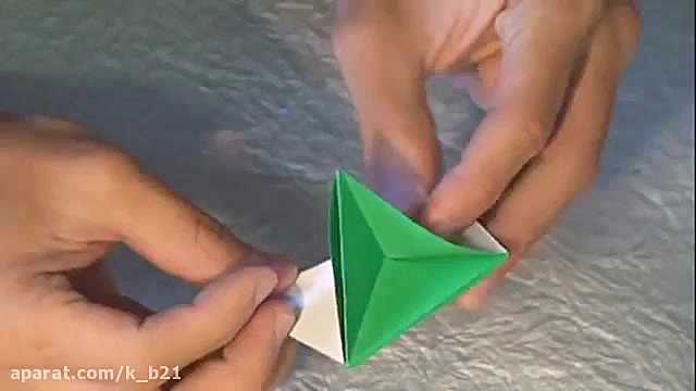 origami modular christmas tree...
