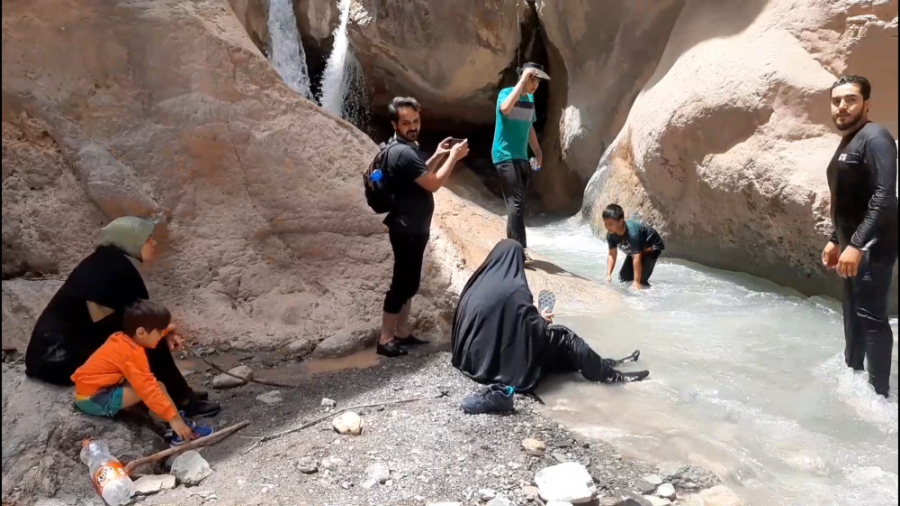 طبیعت‌گردی در روستای ایده‌لیک،...