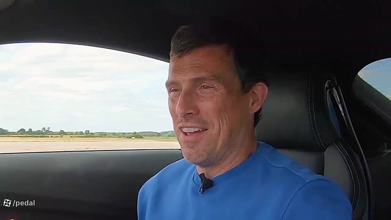 درگ پورشه و آئودی با هیولای آم...