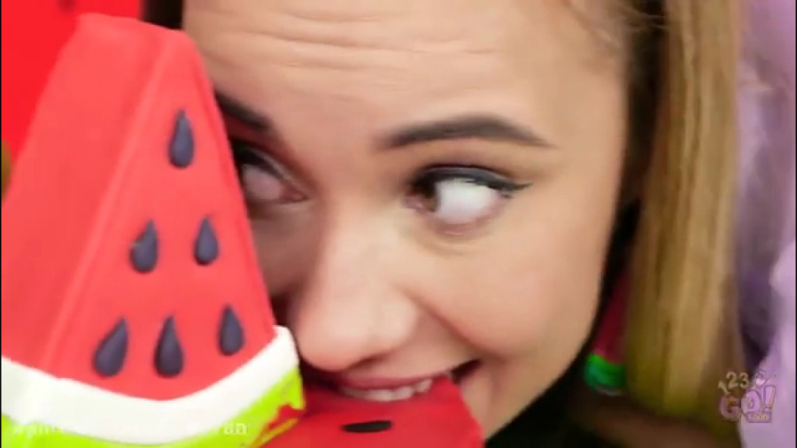 چالش غذا خوری خنده دار تم هندو...