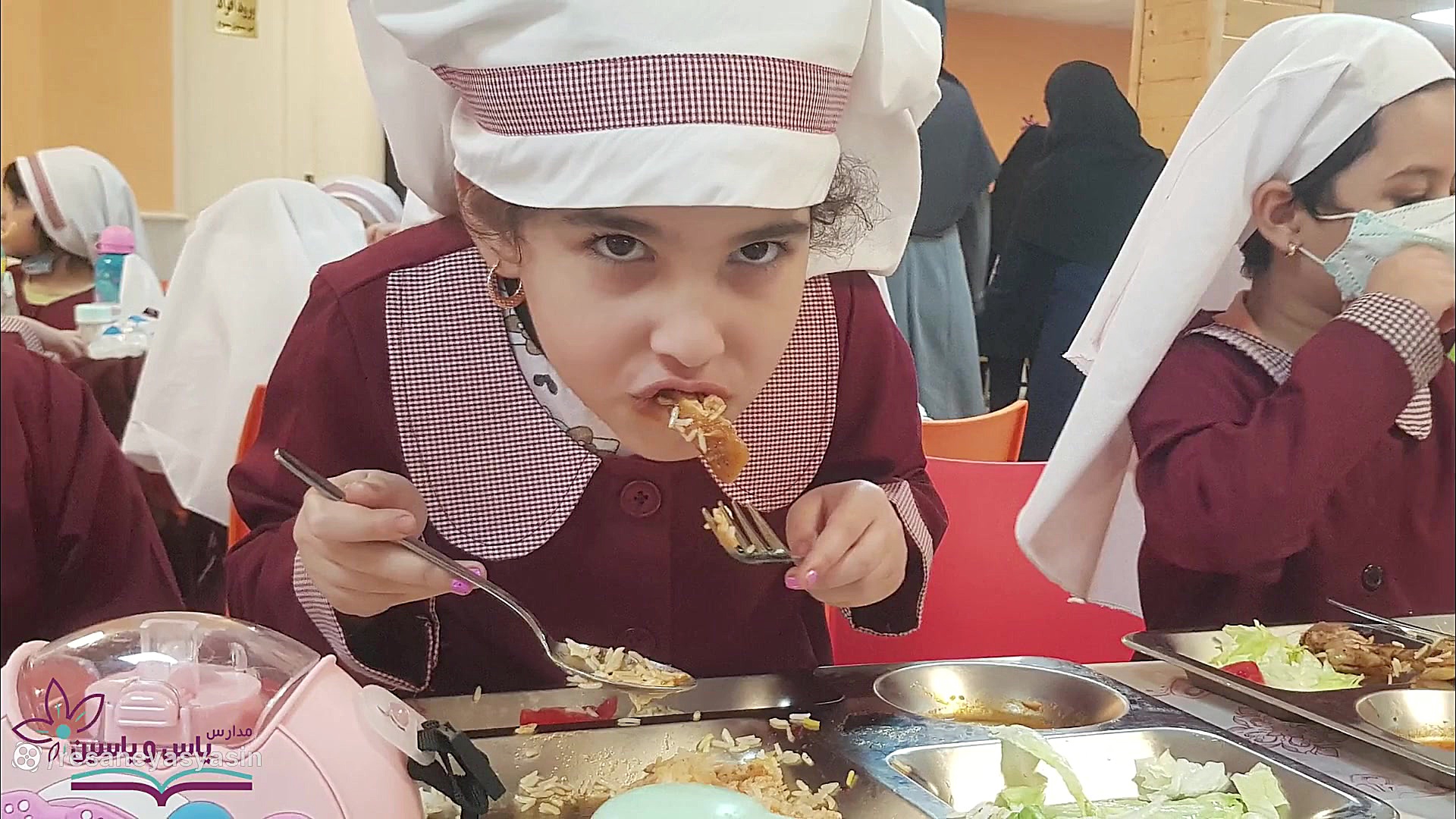 زنگ ناهار دبستان