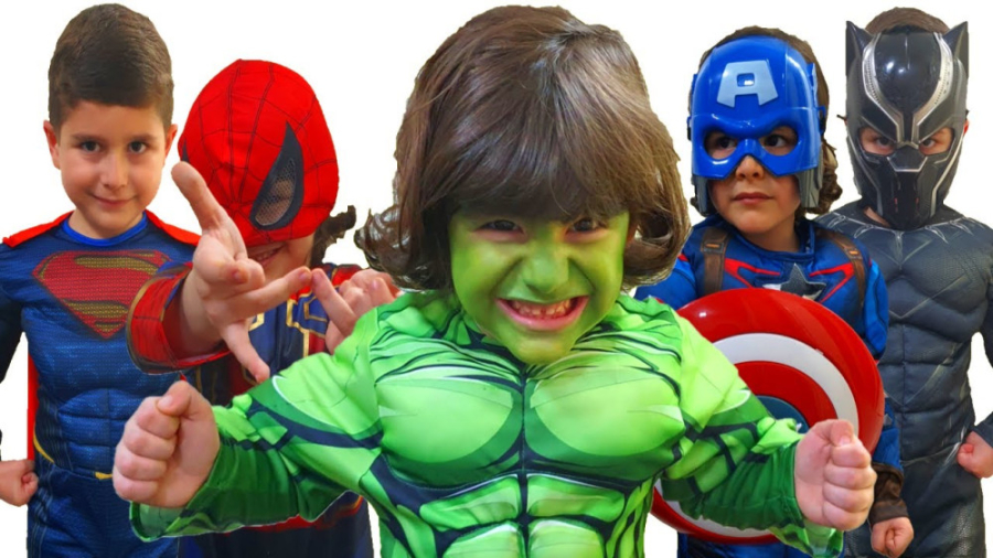 بازی با ابرقهرمانان  هالک  مرد...