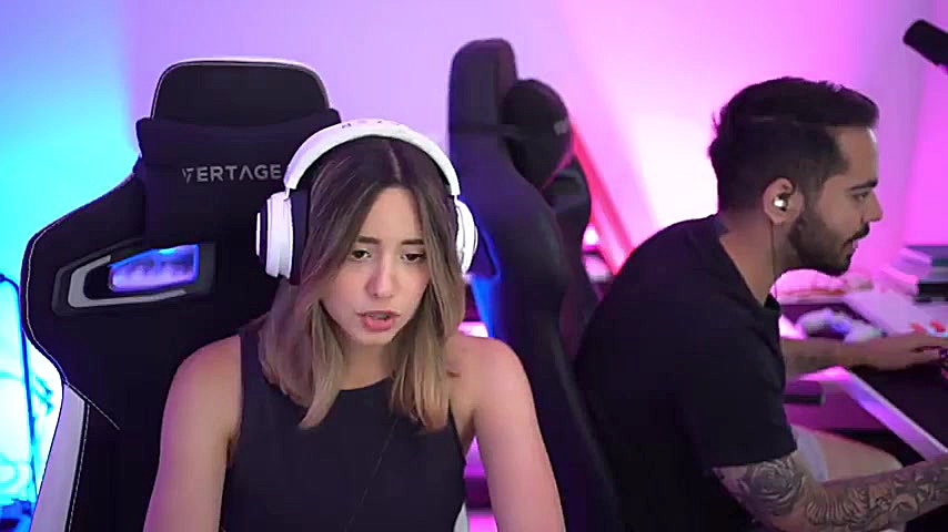 میا پلیز و کوروش زرندوز