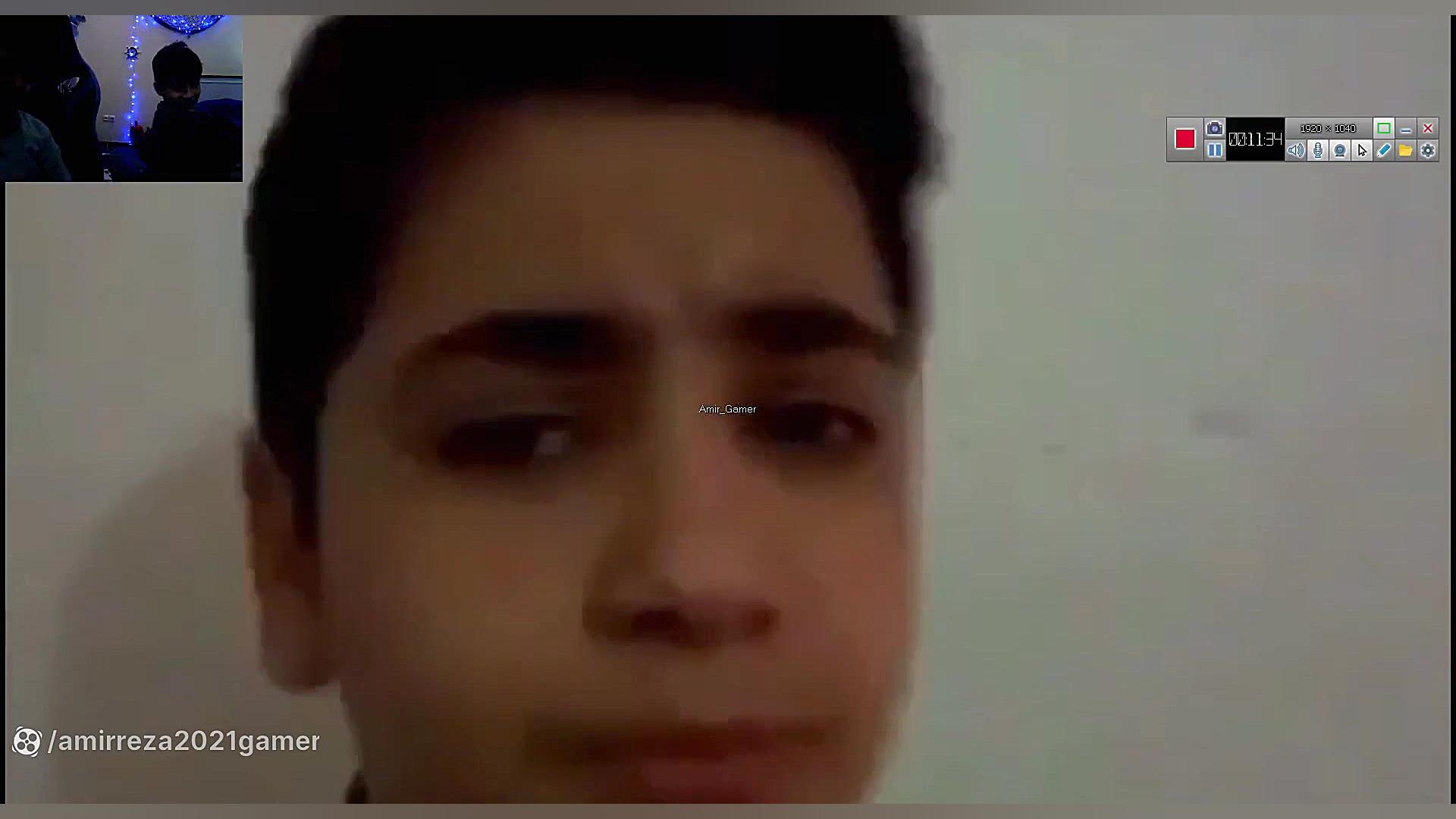 چالش سعی کن نخندی با اریو با م...