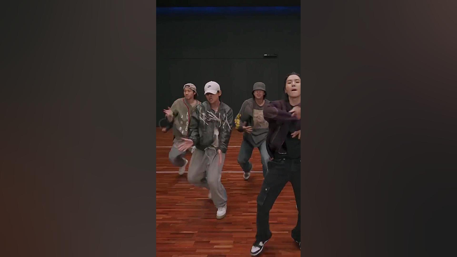 آپدیت تیک تاک رسمی بی تی اس با...