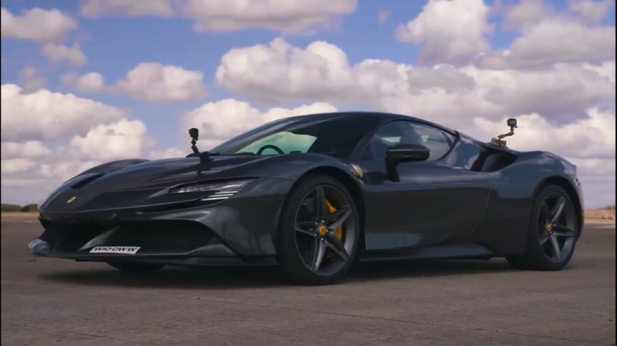 درگ فراری SF90 و پورشه 911 تور...