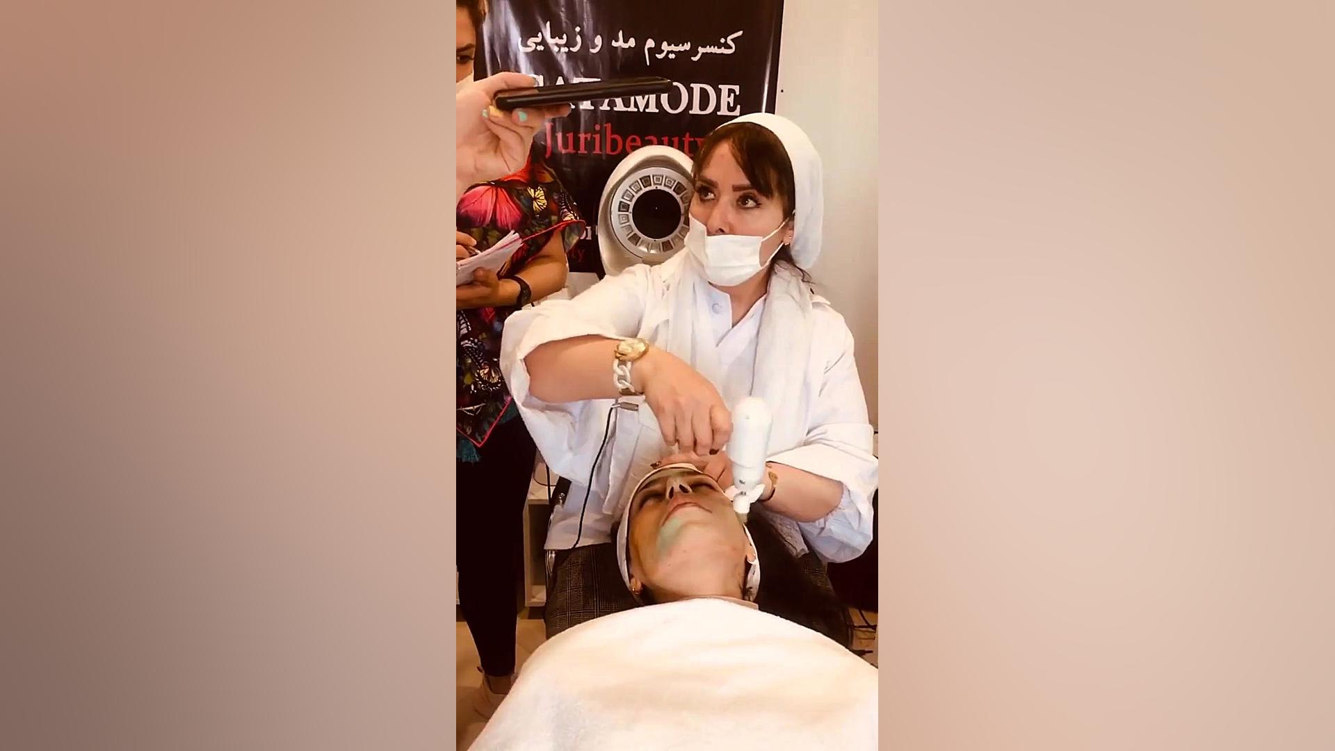 مدرسه فشن و زیبایی گاتامد  آمو...